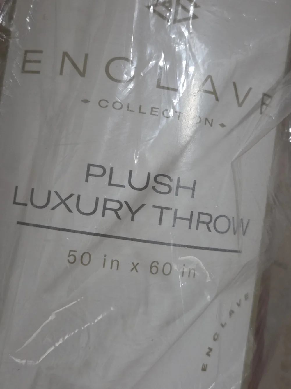 Enclave Collection Plush Luxury Throw - Brown & Cream